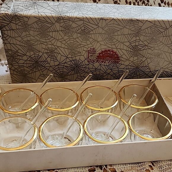 Vintage Gold Tone Rimmed Salt Cellar Set Of 8 With 7 Spoons - Picture 2 of 9